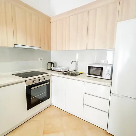 1 Bedroom 1150 Appartamento *