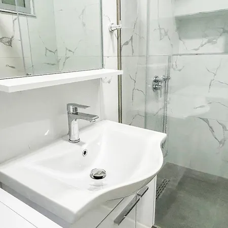 1 Bedroom 1150 Appartamento Durrës